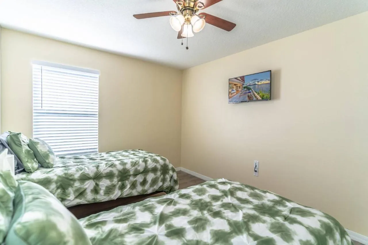 Holiday home 185 Winwood Bay Villa Davenport United States