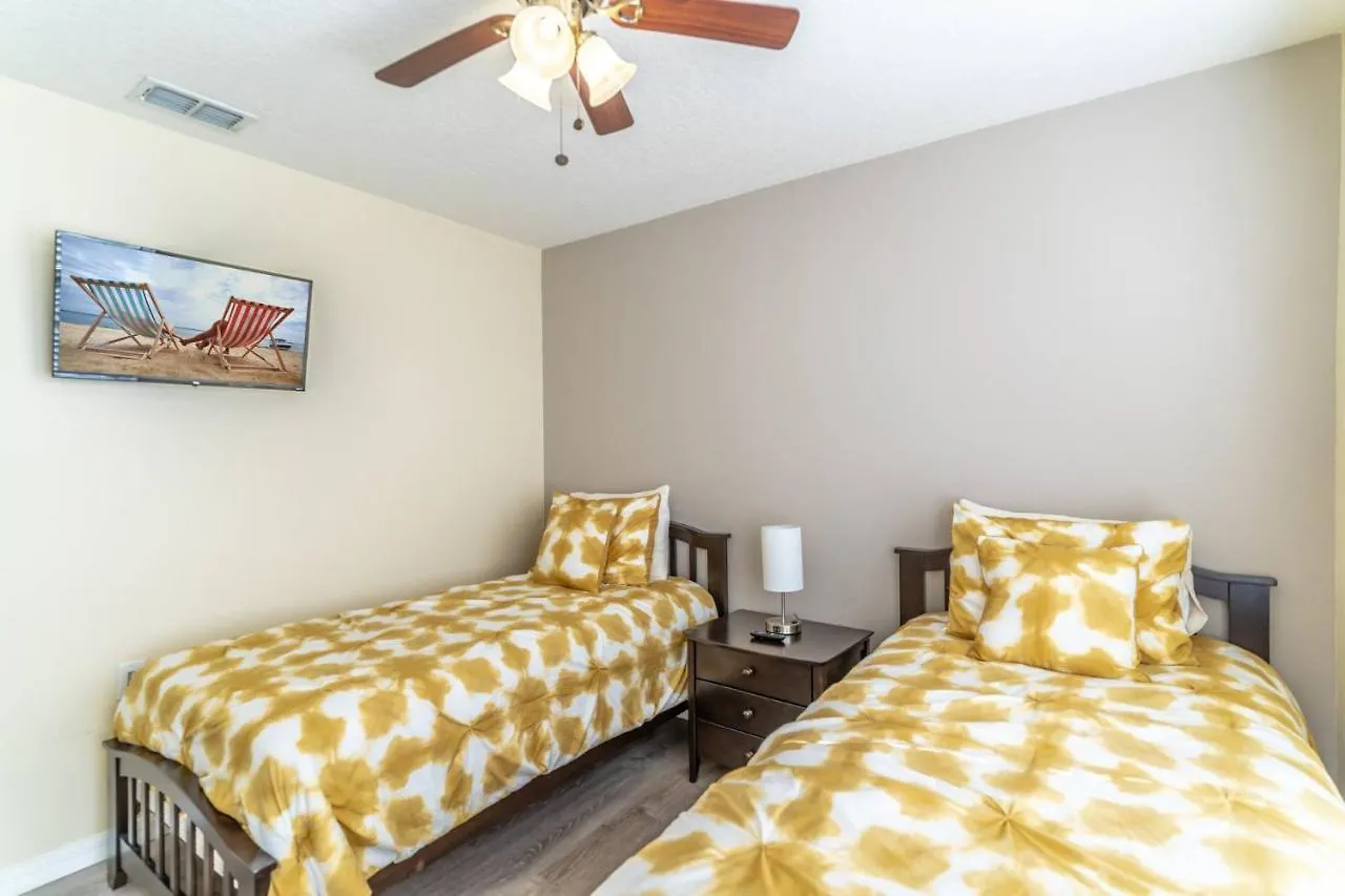185 Winwood Bay Villa Davenport